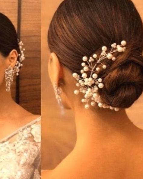 the textured low bun