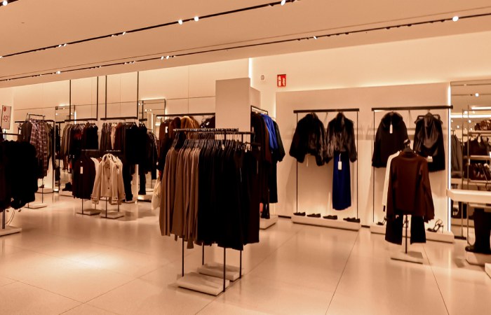 big hello experience store interior hyderabad